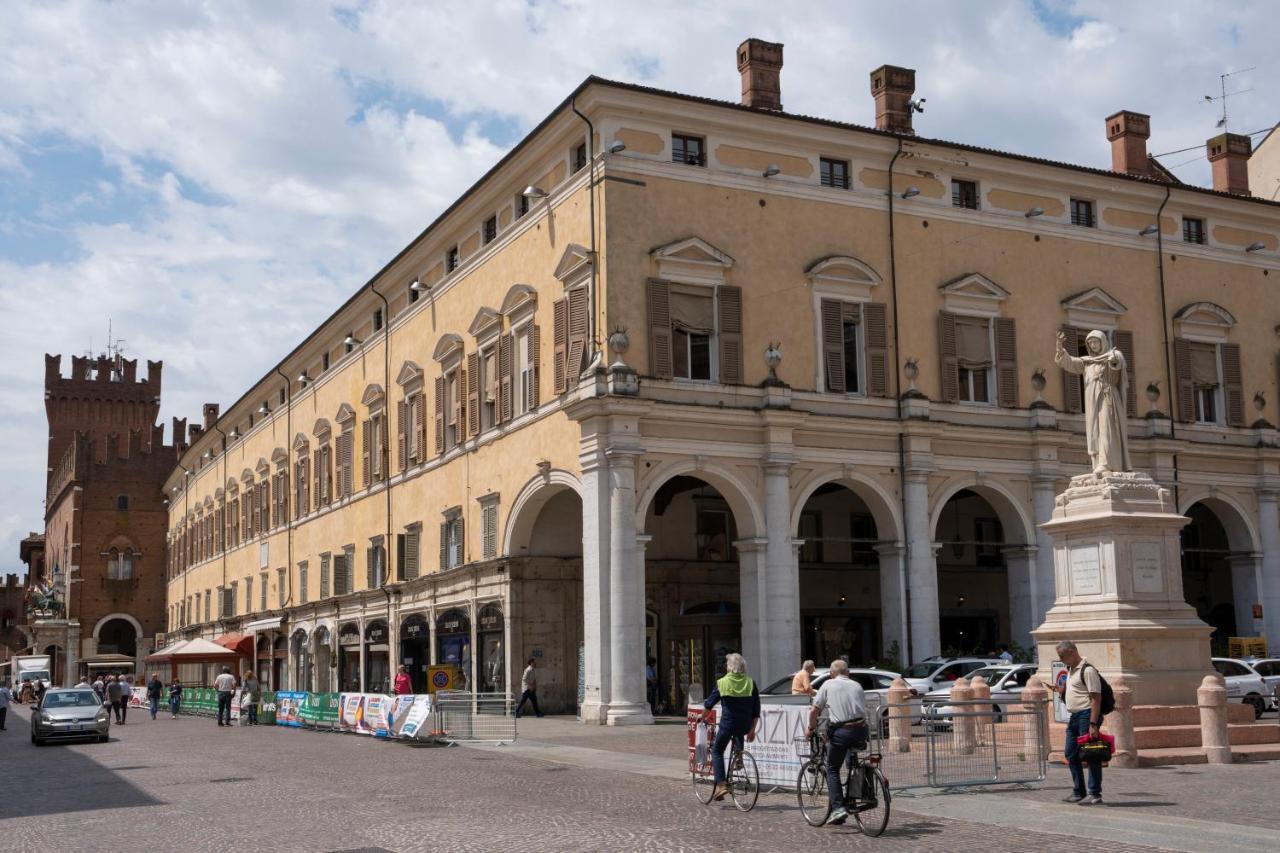 Hotel Le Stanze Del Savonarola Ferrara Exterior foto